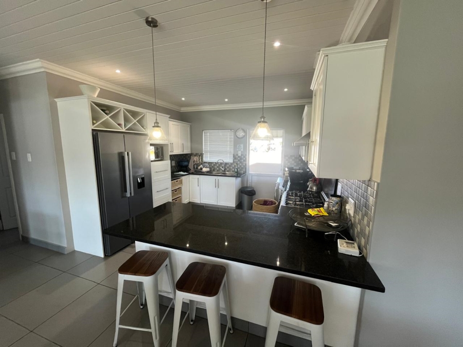 3 Bedroom Property for Sale in Boesmansriviermond Eastern Cape